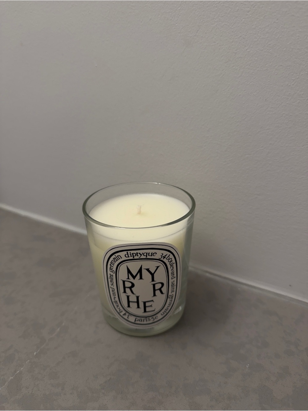 diptyque White Myrrhe Glass Candle